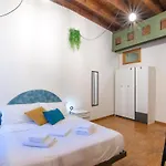 Romeohouse - Central With Wifi