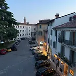 Roel Apartments Ponte Pietra