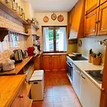 Large Central Flat, 5Min To Sky Slopes, Garage