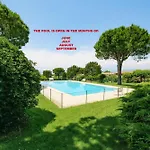 Tennis / Pool / Barbecue
