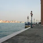 Residenza Giudecca Molino Stucky