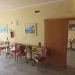 Hotel San Tomio