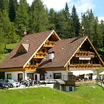 Rifugio Passo Staulanza