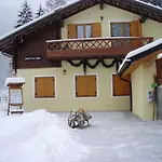 Appartamenti Chalet Al Lago