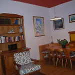Villa Iris