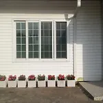 Geoje Ton Ton Guesthouse