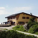 Rifugio Col De Varda