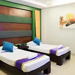 Ellis Suites