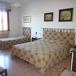 Apartment In Eraclea Mare 25695