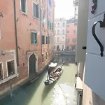 Apartments In San Marco With Canal View By Wonderful Italy