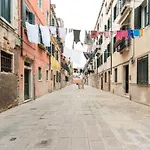 Via Garibaldi House