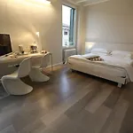 Residenza Mazzini - City Center Luxury Rooms