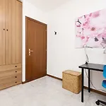 Colourful Flat Borgo Roma