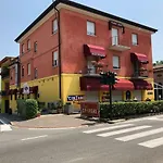 Irides Rooms A Un Passo Dai Parchi Divertimento
