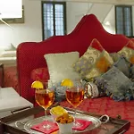 Benzon Apartments