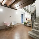 Mirandolina Apartment
