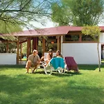 Isamar Holiday Village
