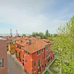 Dolcevita Apartments N 329