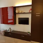 Sara Home Mini