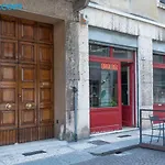 Zambelli Apartment