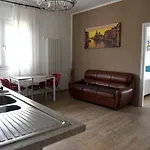 Cozy 5 people Apartament