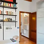 Porta Vescovo Colourful Flat