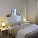 Lagoon View Apartment