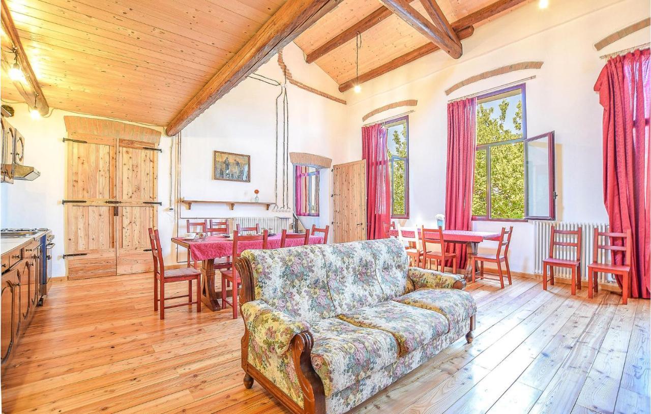 Dom wakacyjny 1 Bedroom Lovely In