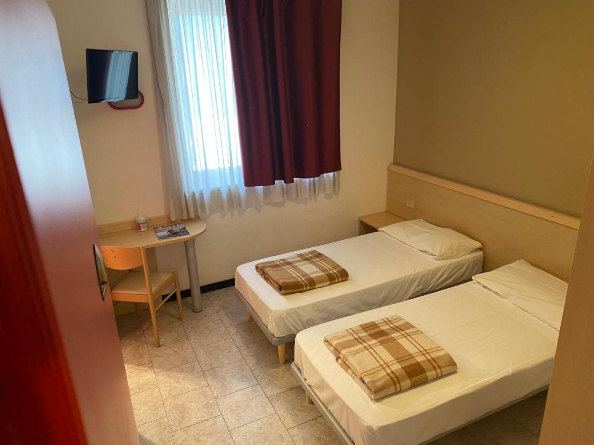 Otel Mazzini 3*