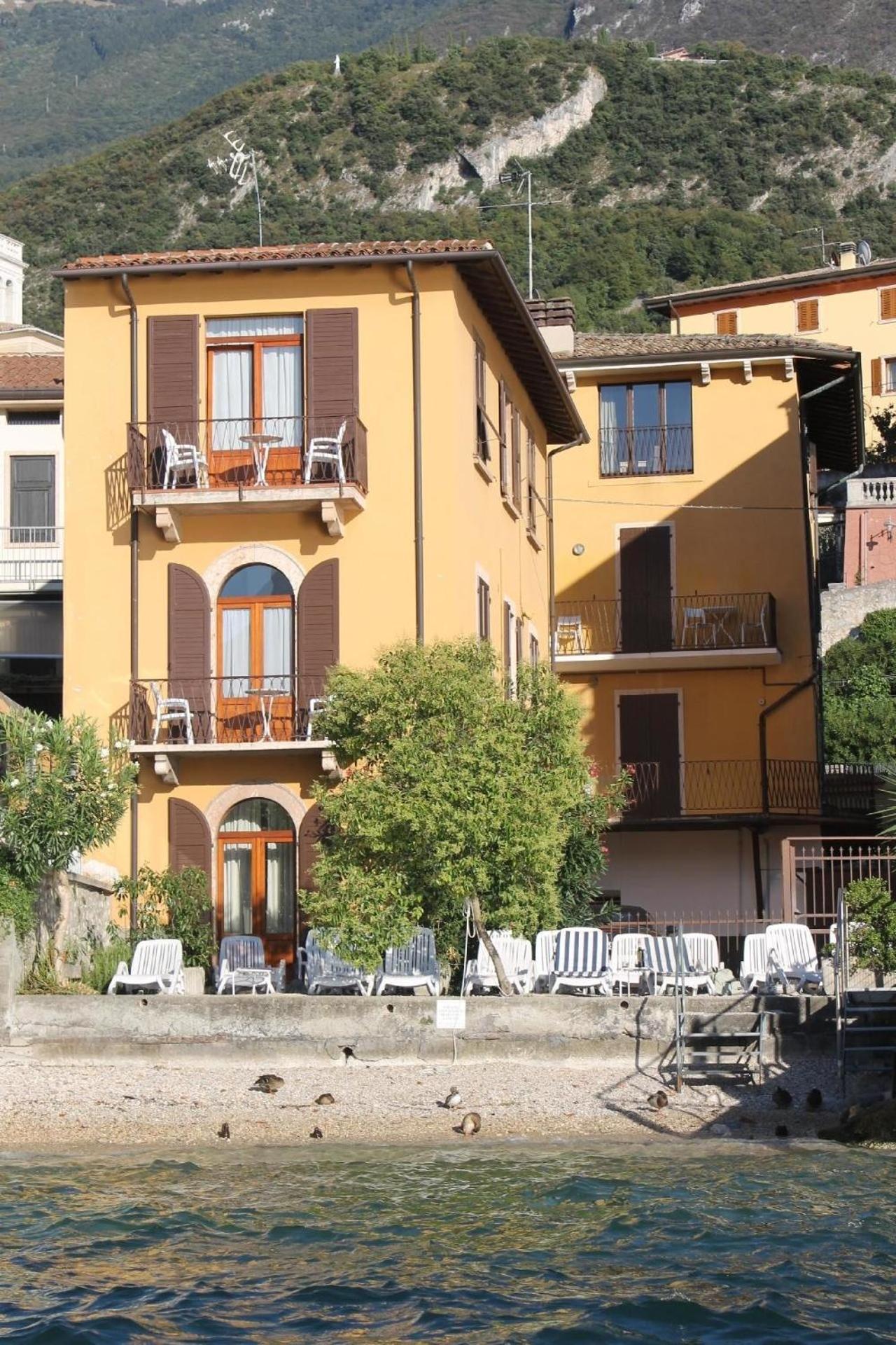 Apartament Dreizimmerwohnung Mit Seeblick Malcesine