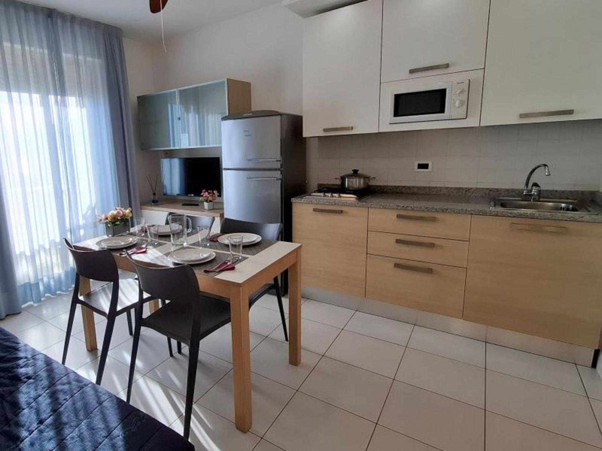Apartment Renovated Flat For 5 Guests With Sea View Balcony In Caorle
