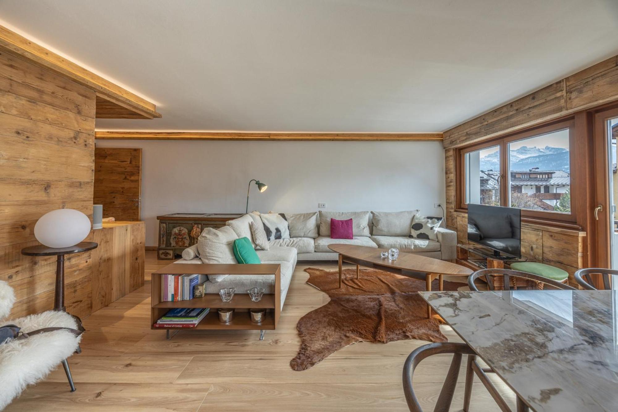 Casa Dolomiti, Panoramica E A Pochi Passi Dal Centro E Dalle Piste Da Sci Apartment Cortina d'Ampezzo