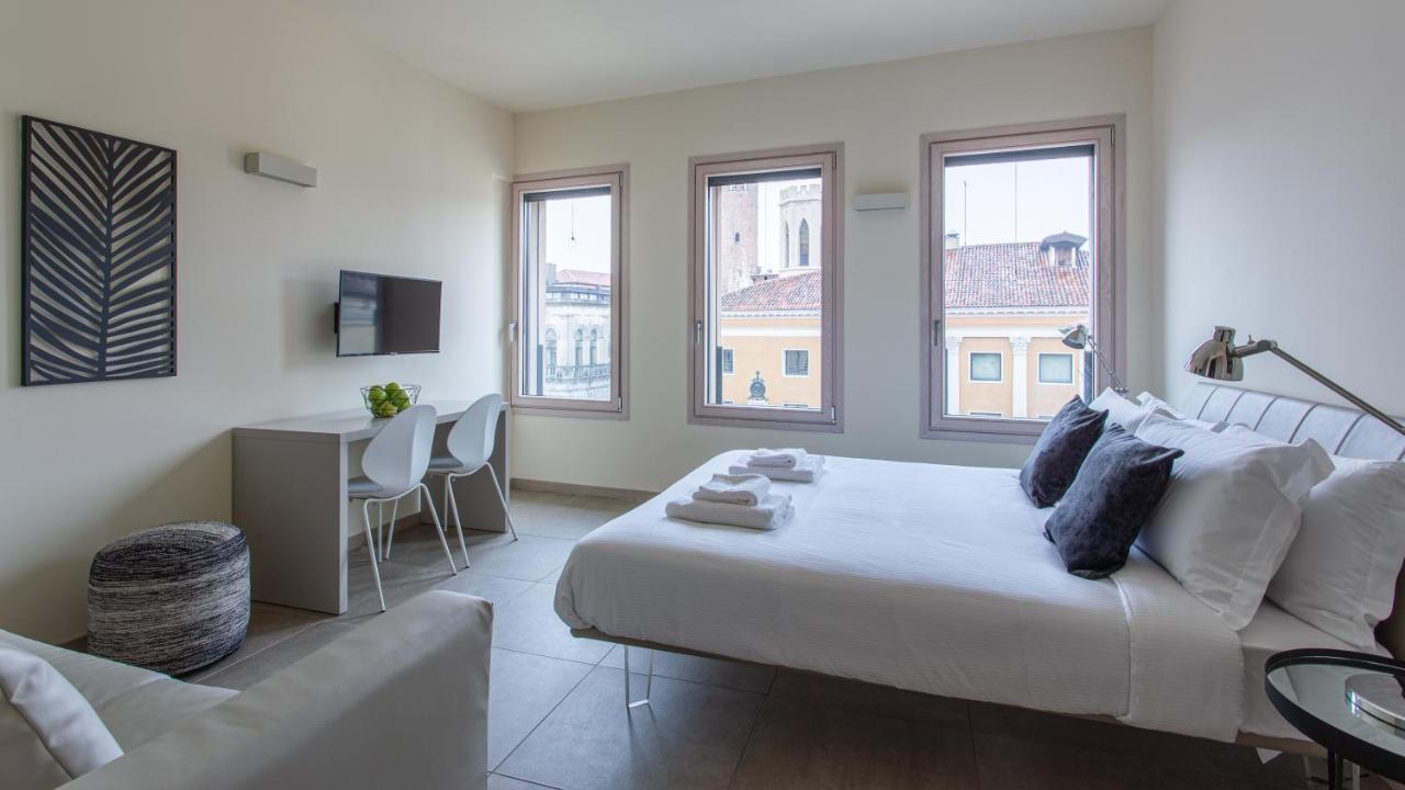 Apartman Erik Langer Pedrocchi *