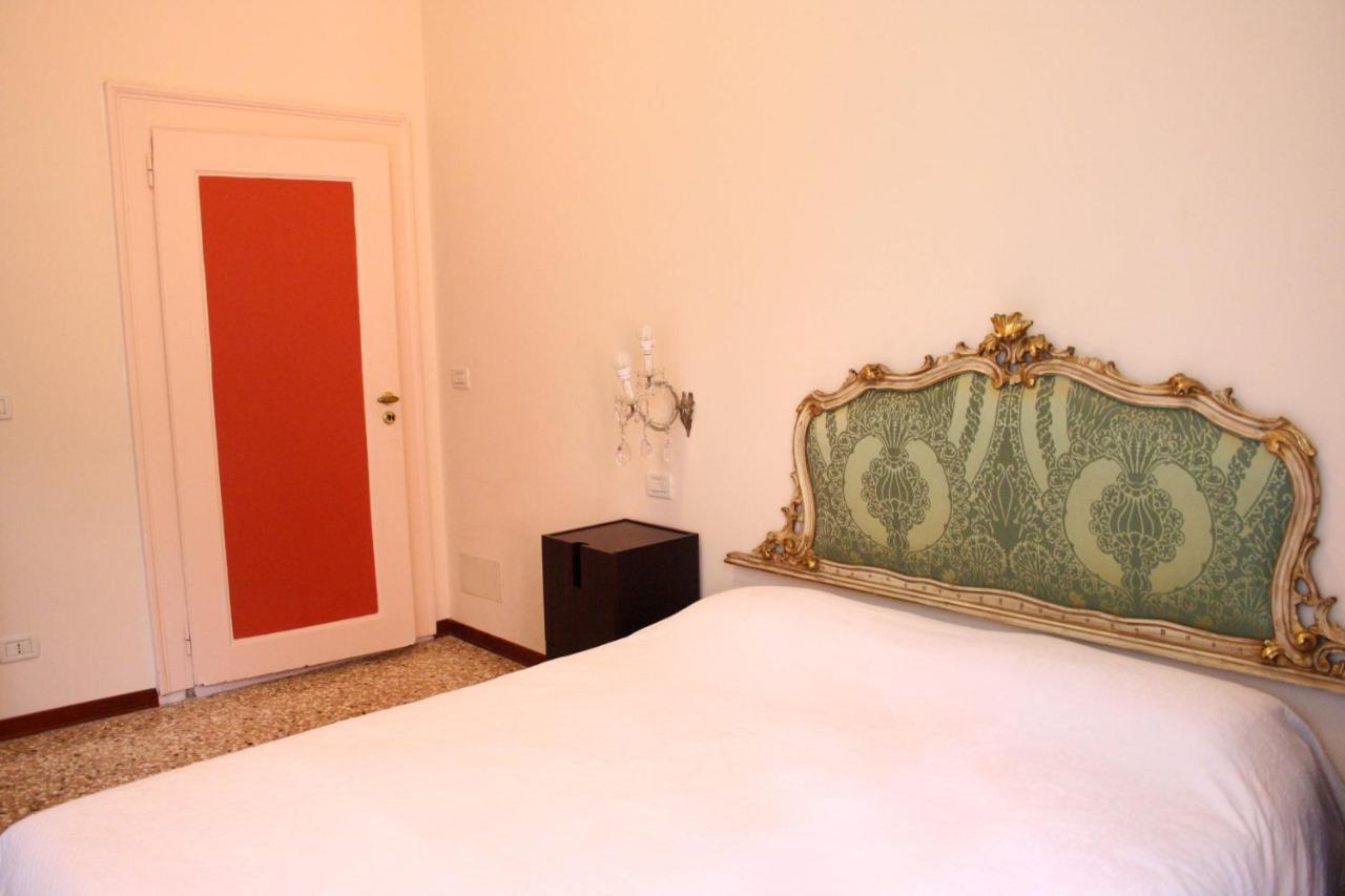A Private Terrace In The Heart Of * Venise