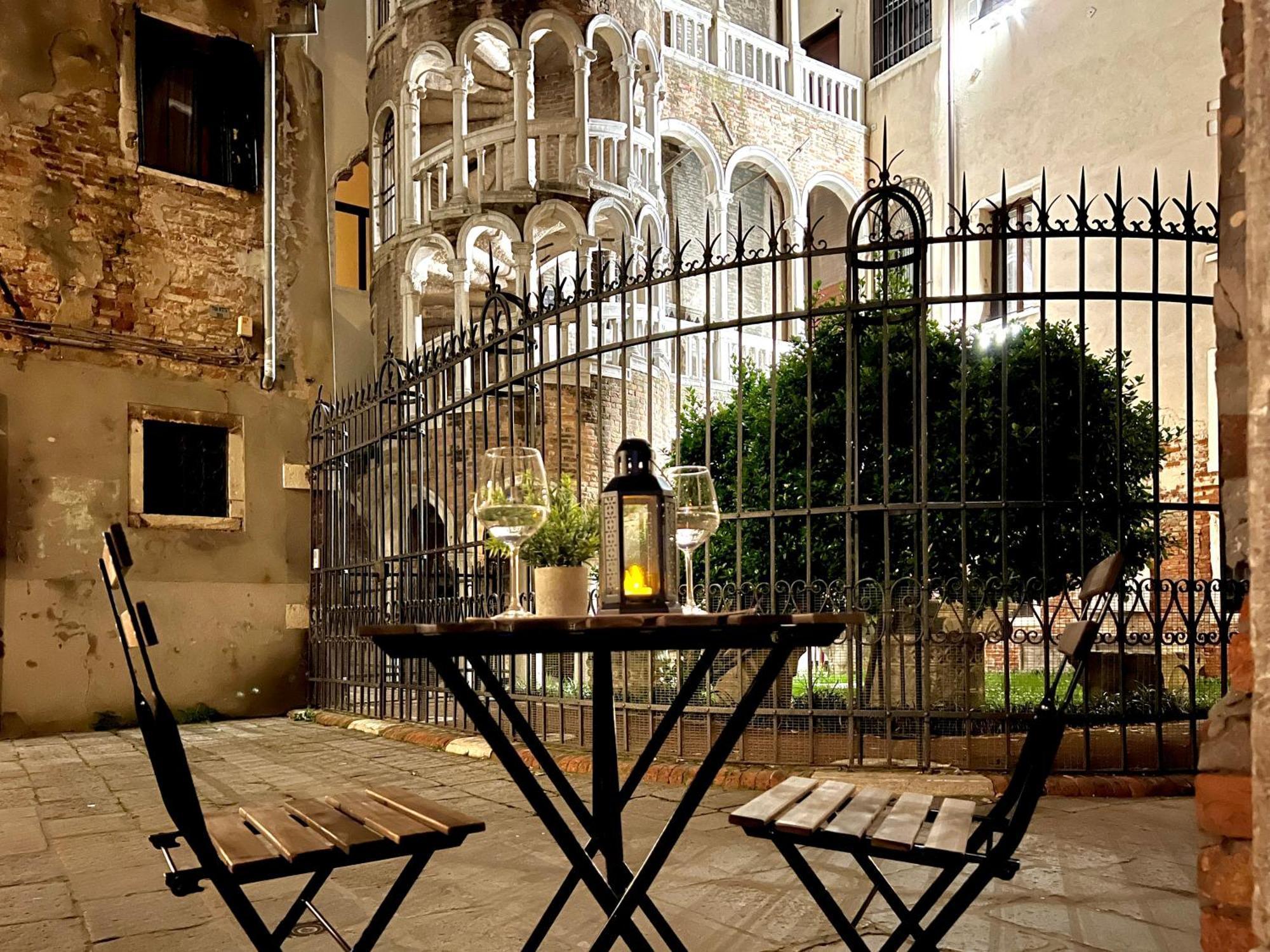 Lägenhet Residenza Scala Del Bovolo *